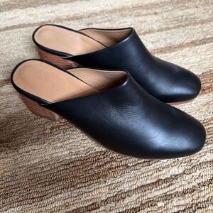NISOLO All-Day Heeled Mule Black Smooth Leather Closed Toe Women Sz 9.5 Ret $170